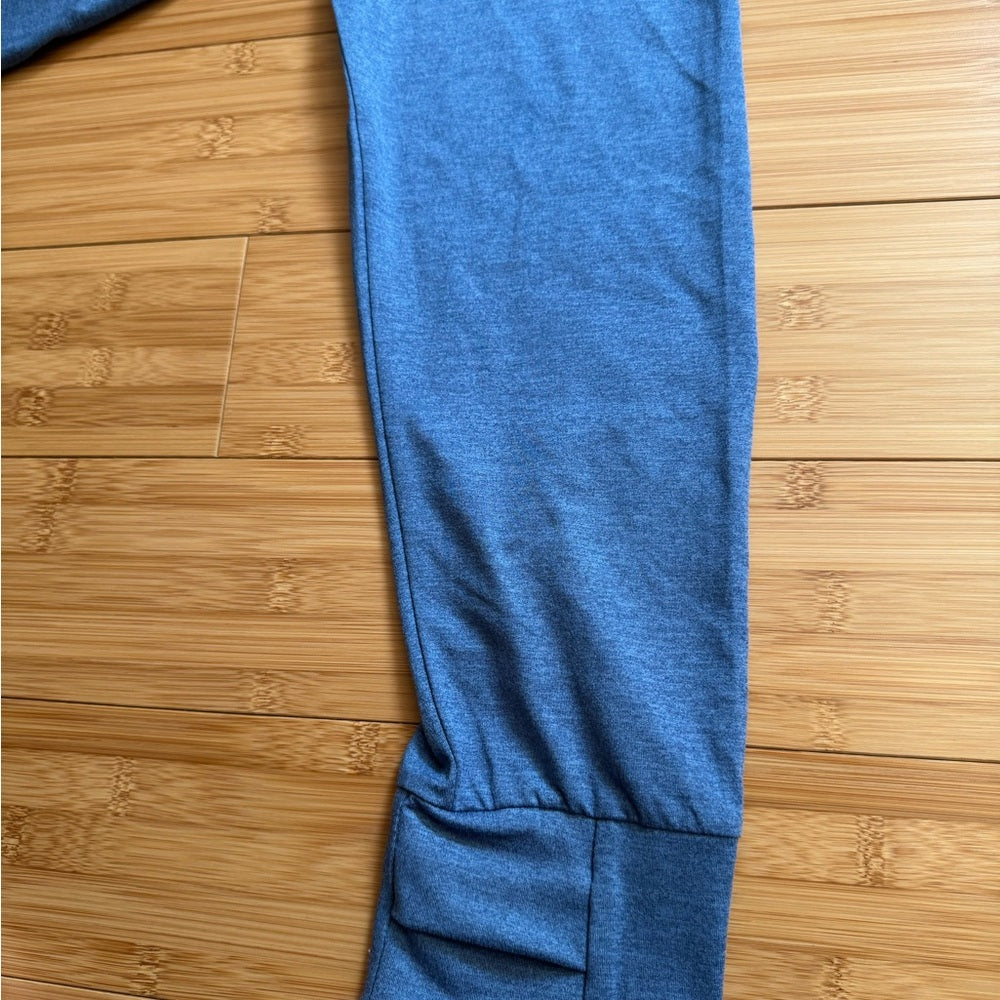 NWT All in Motion Heathered Blue Soft Stretch Hoodie