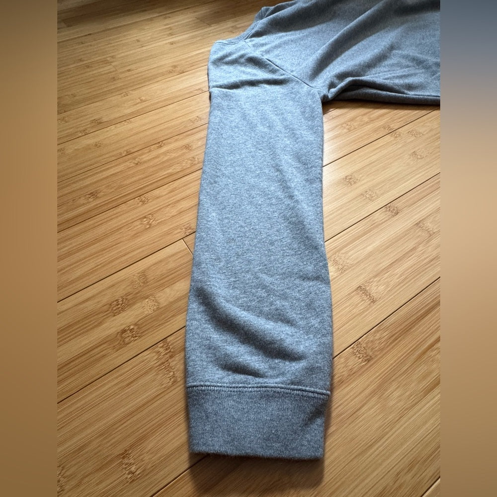 Clean Classic Nike Women’s Crewneck Sweater in Gray and Black