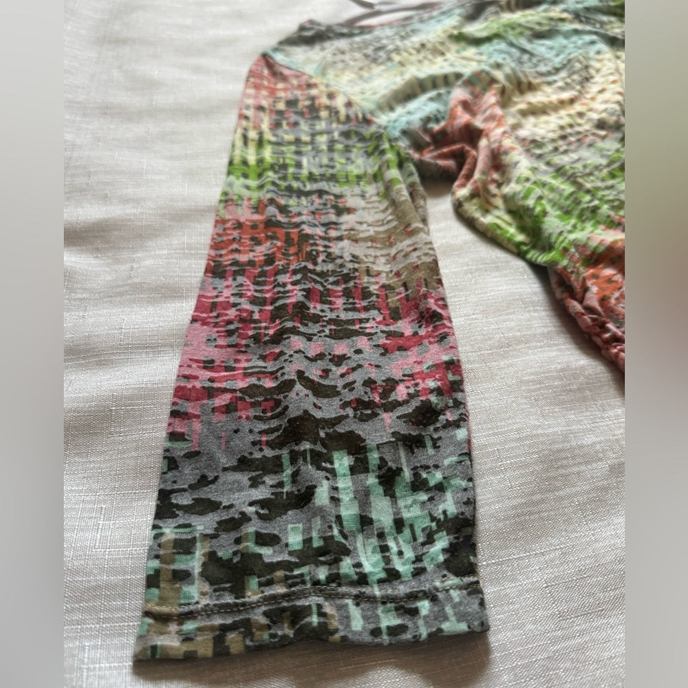 Clean Unique Colorful Tribal V-Neck Women's Abstract Long Sleeve Top