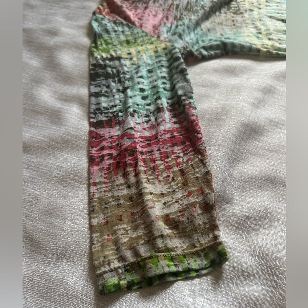 Clean Unique Colorful Tribal V-Neck Women's Abstract Long Sleeve Top
