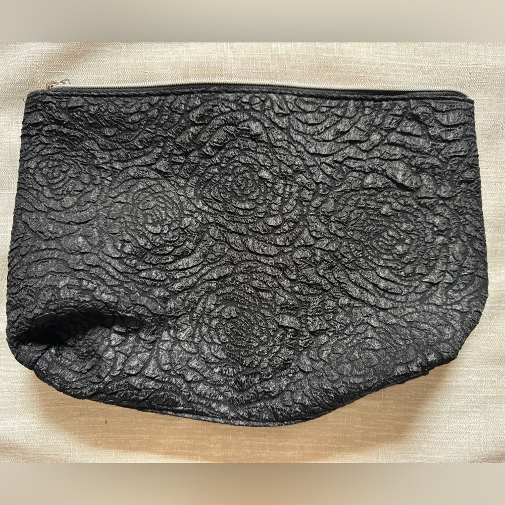 Clean Elegant Unique Lancôme Black Textured Floral Makeup Bag