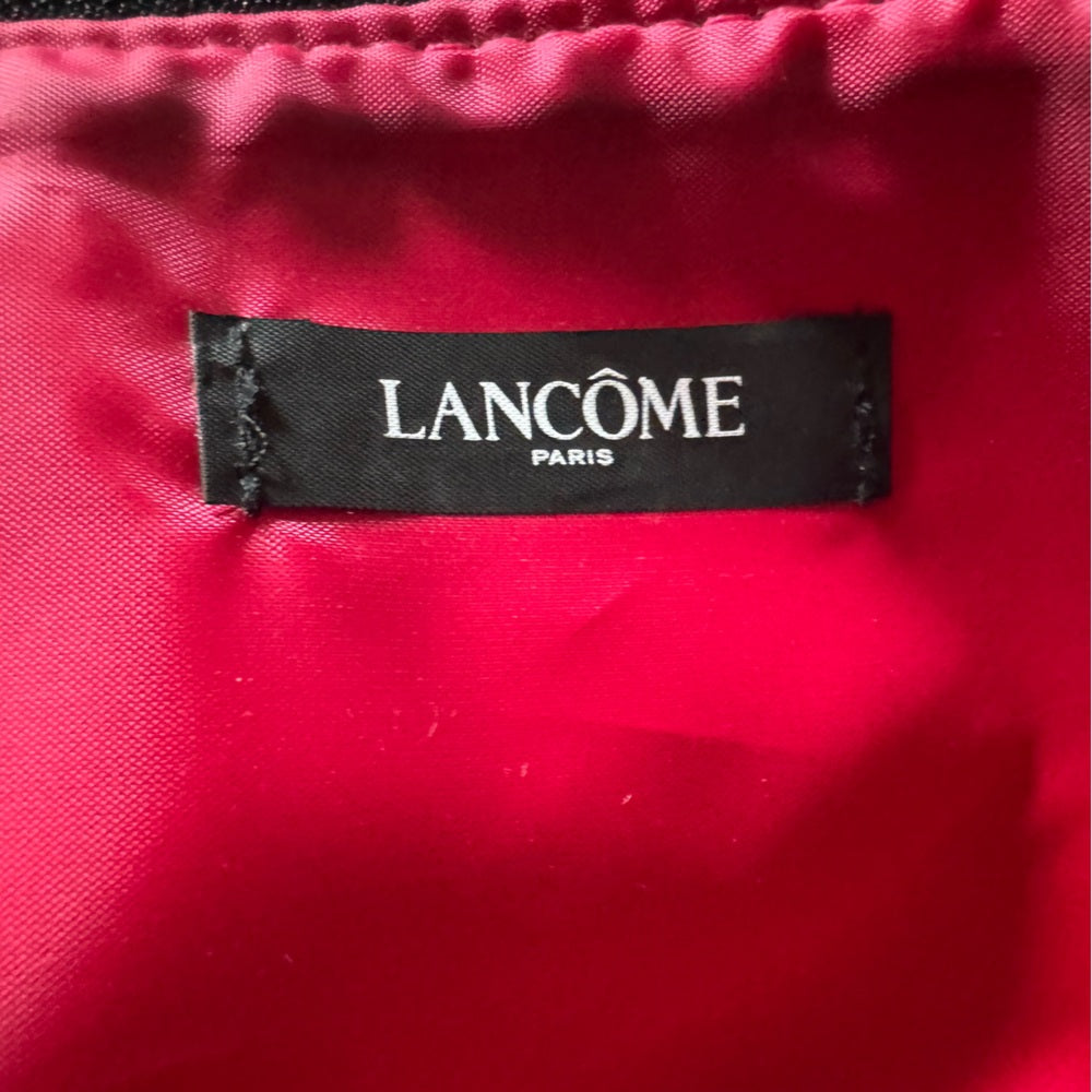 Clean Elegant Unique Lancôme Black Textured Floral Makeup Bag