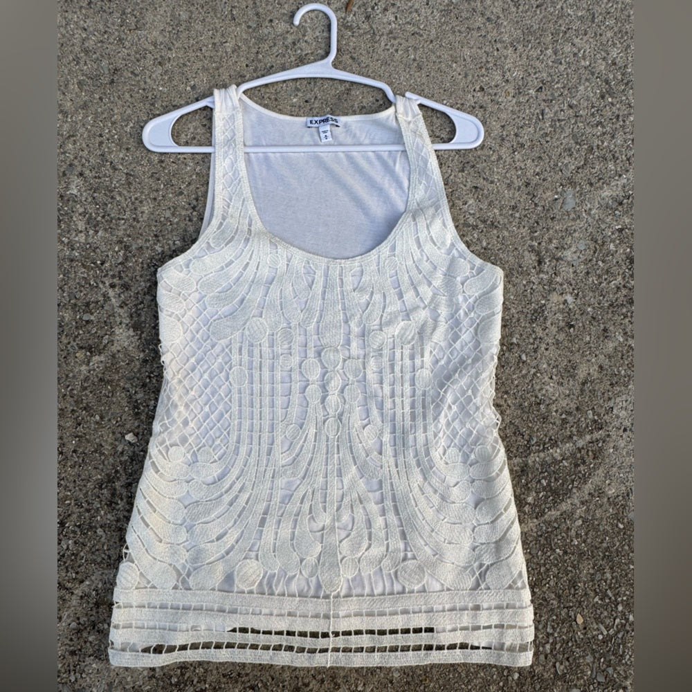 Clean Unique Elegant Express White Top Size M