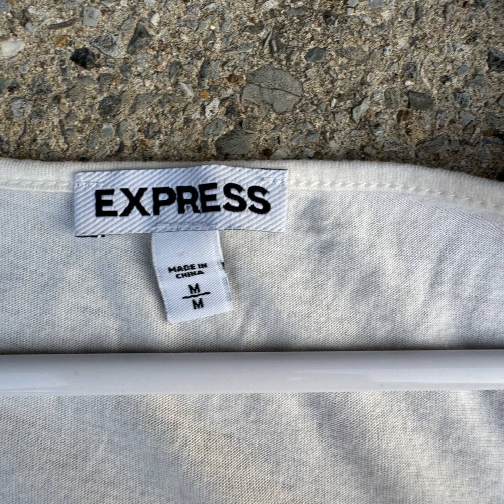 Clean Unique Elegant Express White Top Size M