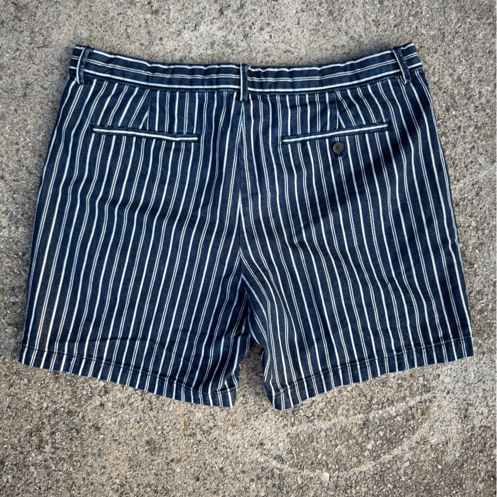 Clean Classic Banana Republic Dark Blue Striped Jean Shorts Size 36