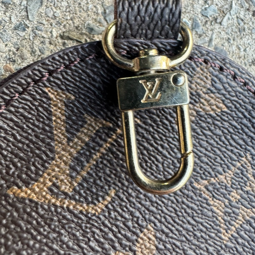Clean NWOT Monogram Louis Vuitton Multi Pochette Accessories Round Coin Purse