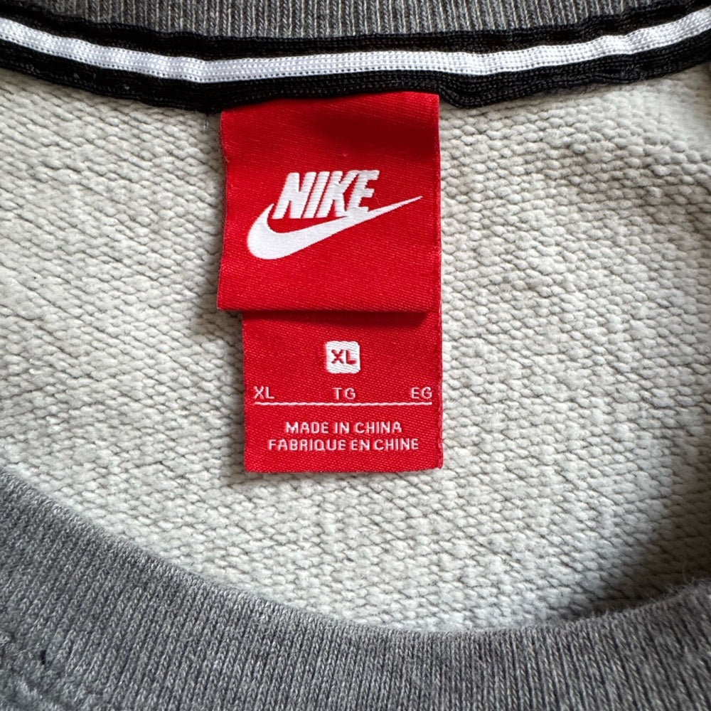Clean Classic Nike Women’s Crewneck Sweater in Gray and Black
