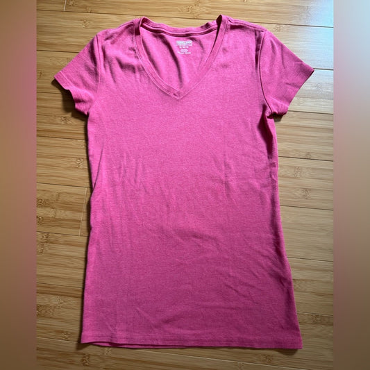Clean Classic Kirkland Signature Pink Short Sleeve V-Neck Tee
