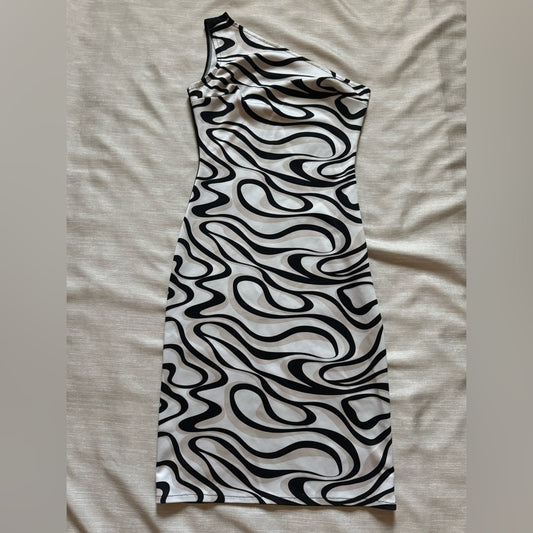 Clean 1 of 1 Logan (Me) Elegant Designer Black and White Swirl Dress