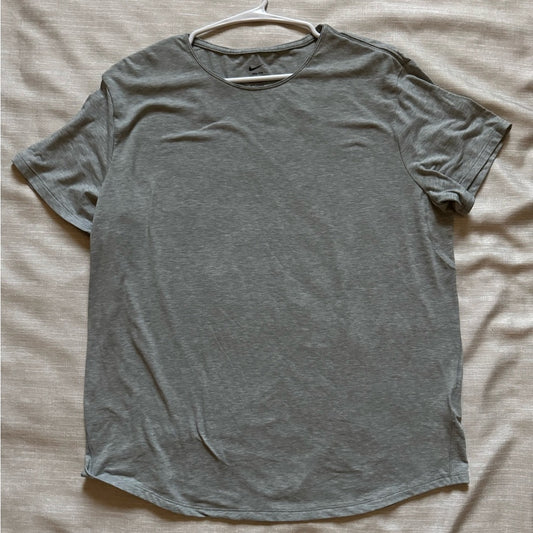 Clean & Soft Classic Gray Nike Dri-Fit Women's Shirt Size S
