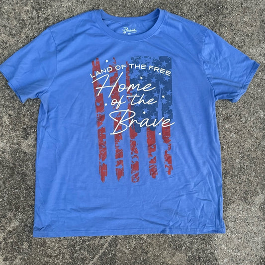 Clean Fleurosh Free & Brave Cute Graphic T-Shirt with Patriotic Design Size L