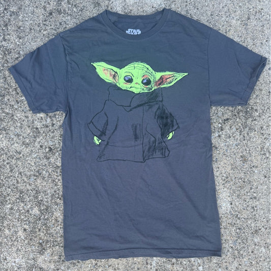 Clean Star Wars Gray Tee with Green Yoda Design Size S